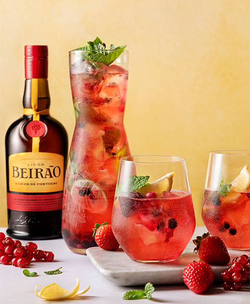 SANGRIA ESPUMANTE E FRUTOS SILVESTRES